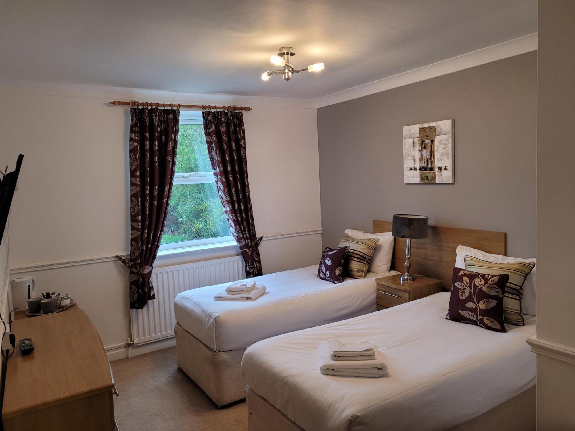 The White Horse Lodge Hotel 瑟斯克 外观 照片